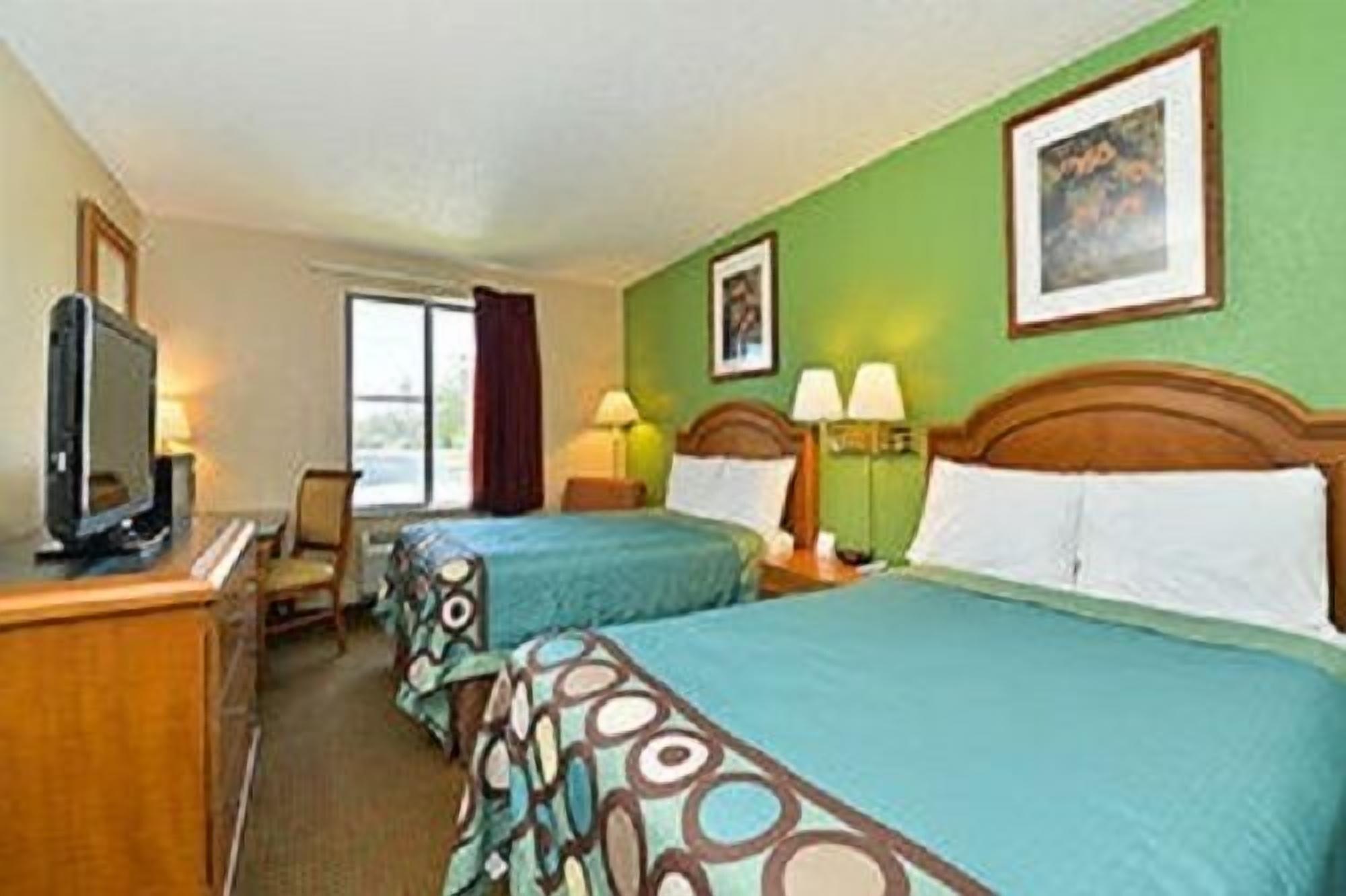Super 8 By Wyndham Lafayette La Hotel Exterior photo